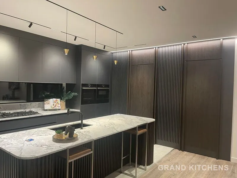 Grand Kitchens modern project
