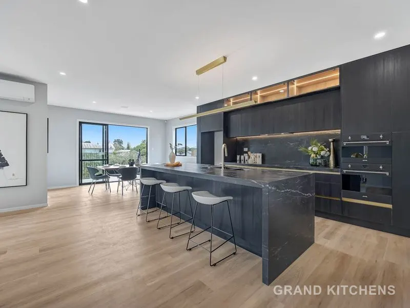 Grand Kitchens modern project